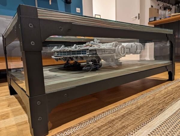 Millennium Falcon 2